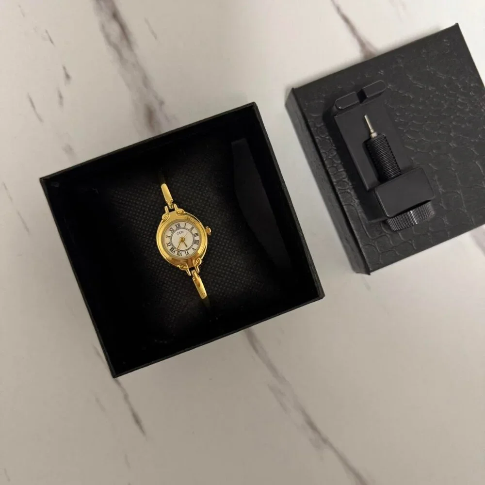 Sku:0165 cute gold white mini‎ watch gold bracelet vintage style + in a gift bag